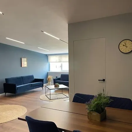Voyage Penthouse * Tirana
